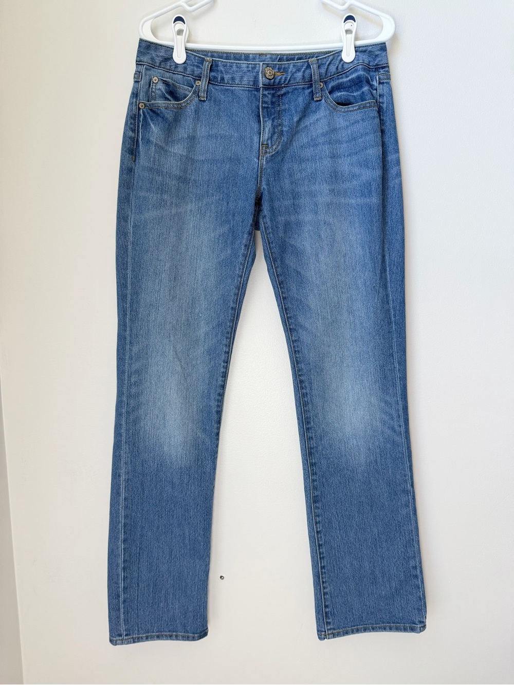 Gap Premium Curvy Straight Jeans Size 8/29R Medium Wash Pants